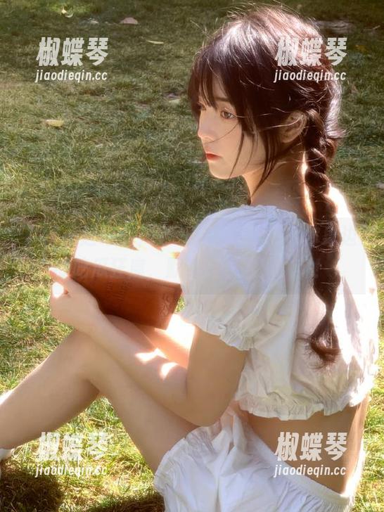 17一起吃瓜app，你身边的吃瓜狂魔，默默吸收各种八卦！