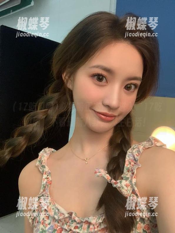 必须端正态度，进入“17吃瓜网”不看最新八卦，人生白活！
