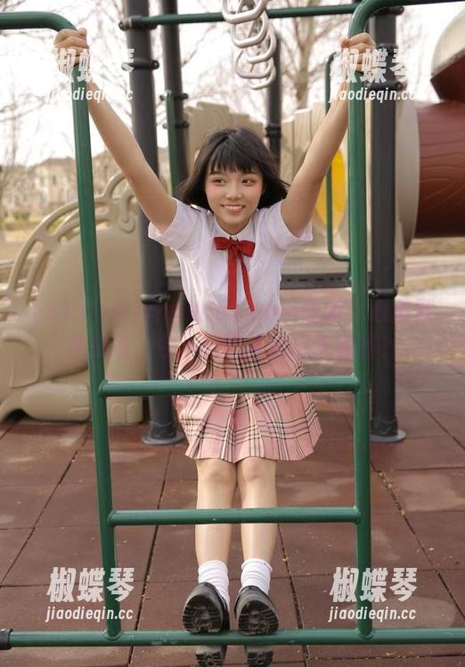 www.51.com最新：心里默默想着，今天的剧本由瓜来编排？