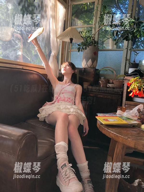 在线吃蘑菇，51吃瓜推送好料，真是趣味无穷！