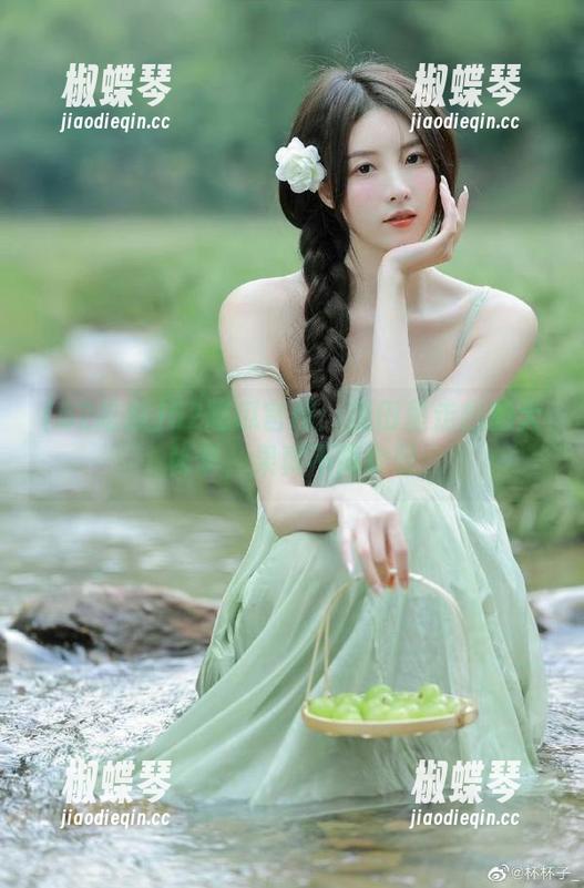 52吃瓜官网：瓜田里走出的大秘辛，果真不简单呀