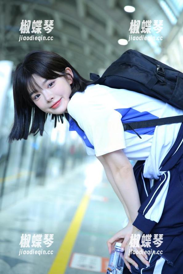 纳闷了，七个网红同时发布黑料，66吃瓜上演‘爱情公寓’！