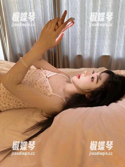 放开我的眼球！7c吃瓜首页的热门新闻也太炸了，简直停不下来！