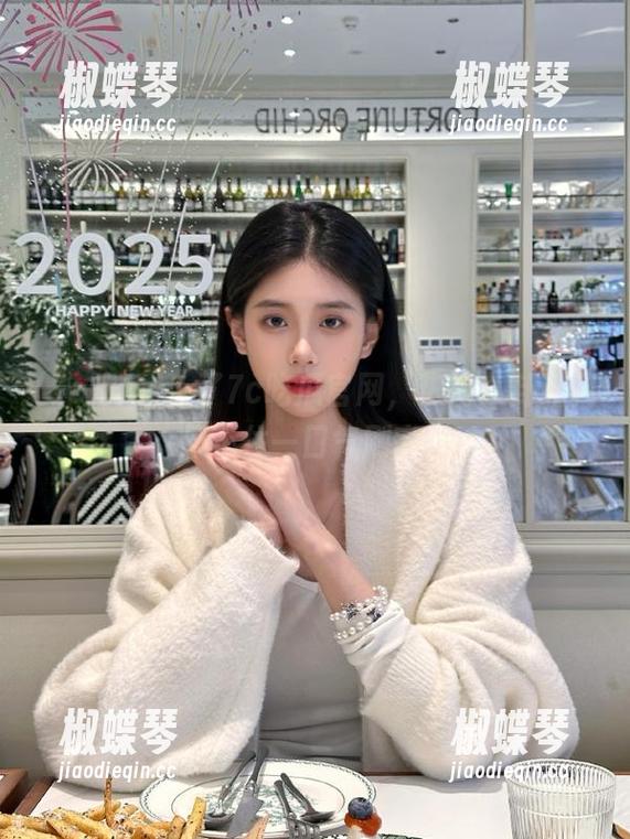 上了7c吃瓜官网，热门八卦让我忍不住一口气刷完！
