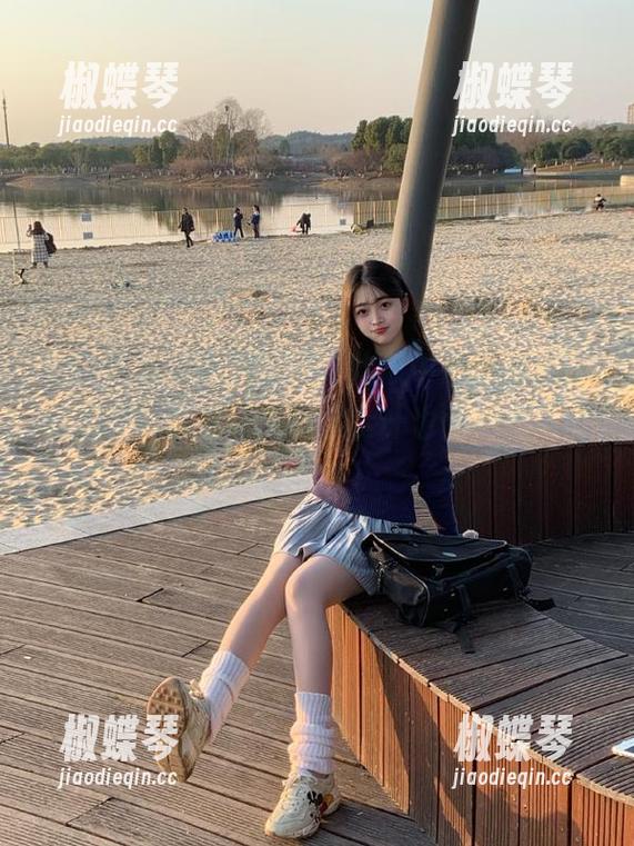 有了91吃瓜中心苹果版，居然可以躺着吃瓜！这设计也太贴心了吧！