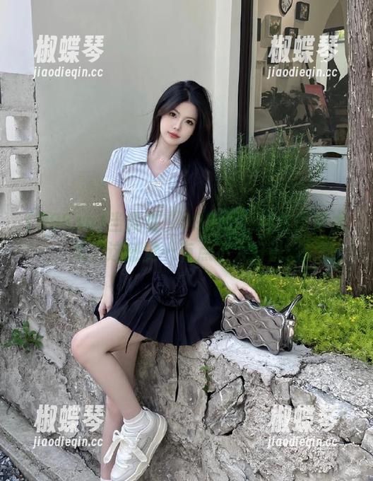 当我在“998su”网址停留太久，这感觉…有点不太好说。