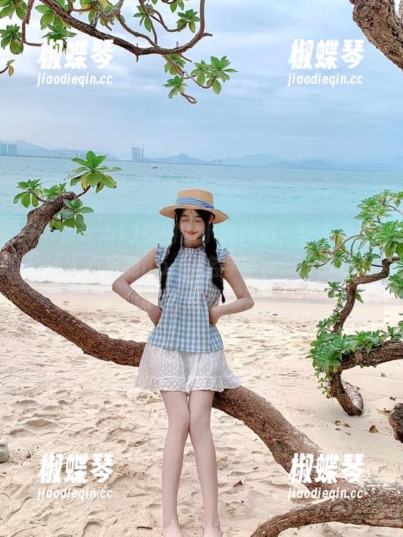被围的小伙伴们，快来看这款让人心累的app，名字带www.51cn.com真是丑爆了！