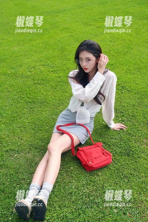 www.吃瓜APP：一边吃瓜，一边感慨“我在哪里？”