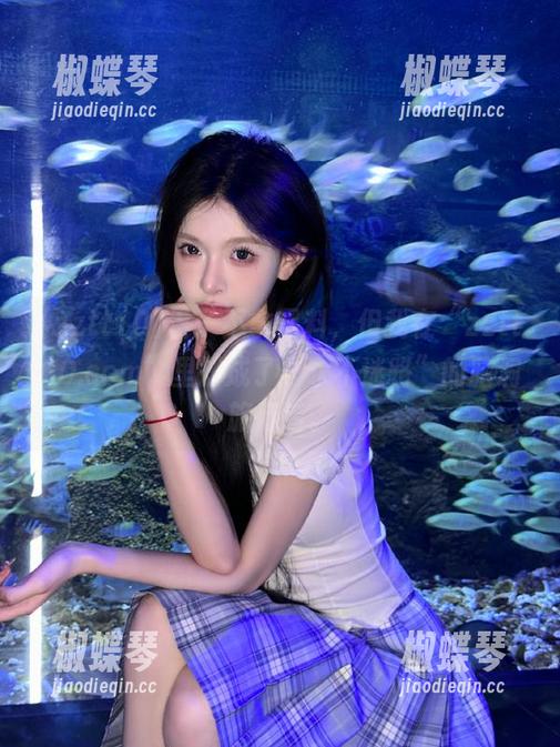 君子不拿黑料，但我在“zztt10.ccm”里却成了“永不迷路”的脑洞旅行者。
