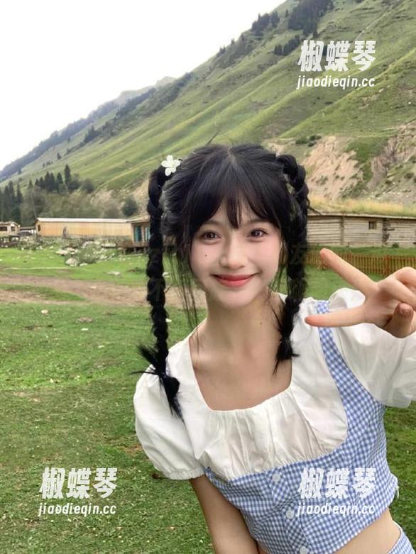 下载zztt11，成为朋友们的“瓜王”，话题不断回旋，一起嗨起来！