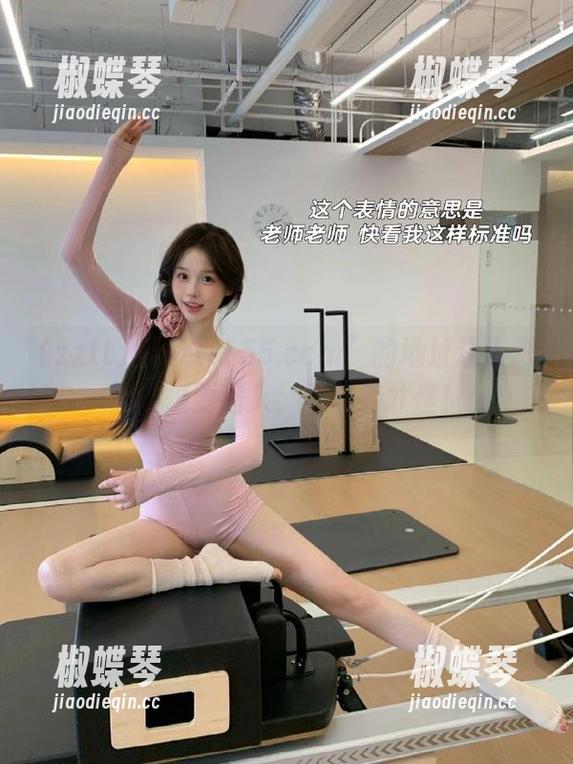 “zztt155.ccm”的地址让人忍不住想要潜入，不看看才怪！