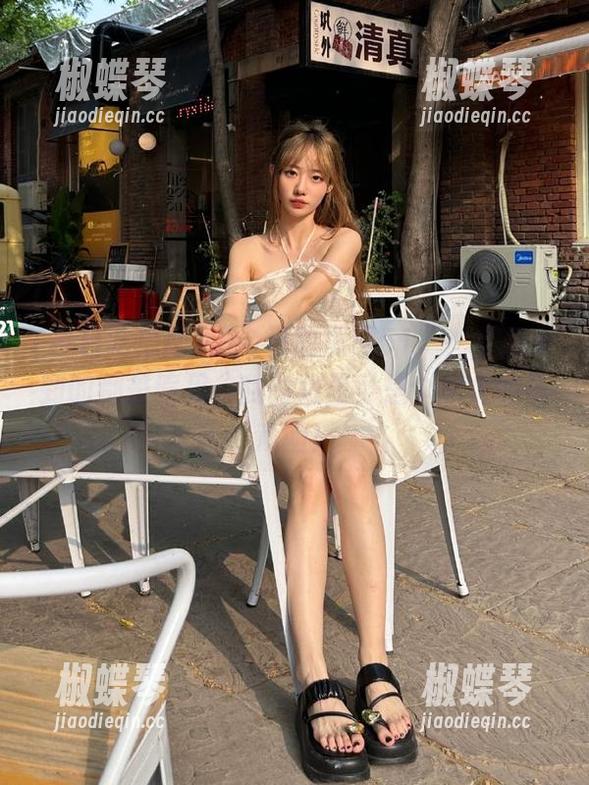 “今日吃瓜网51”：你能看到的都是偏见，我的眼里可是个盛大的马戏团！