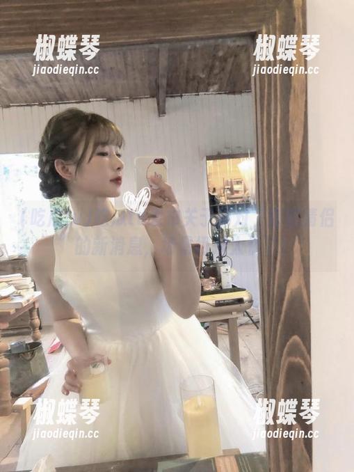 吃瓜tv发布关于那对“甜蜜情侣”的新消息，场景切换太快了！