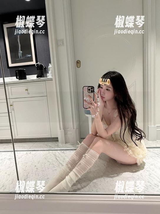 吃瓜君带你直达聚光灯下，总有一颗瓜在默默绽放