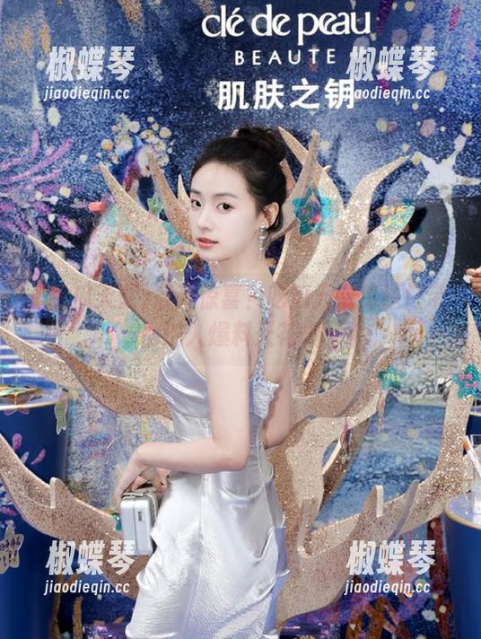 意外惊喜？吃瓜天堂传送门带你进入爆料天花板！