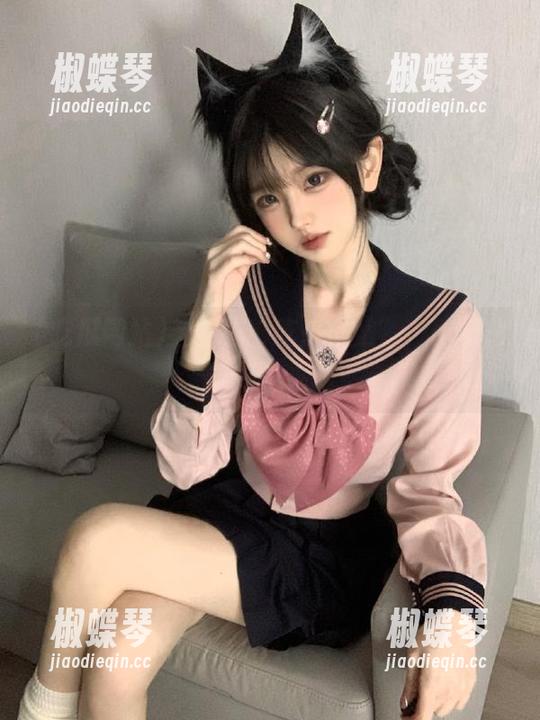 赶紧去“吃瓜网站”，最新八卦等你来嗨