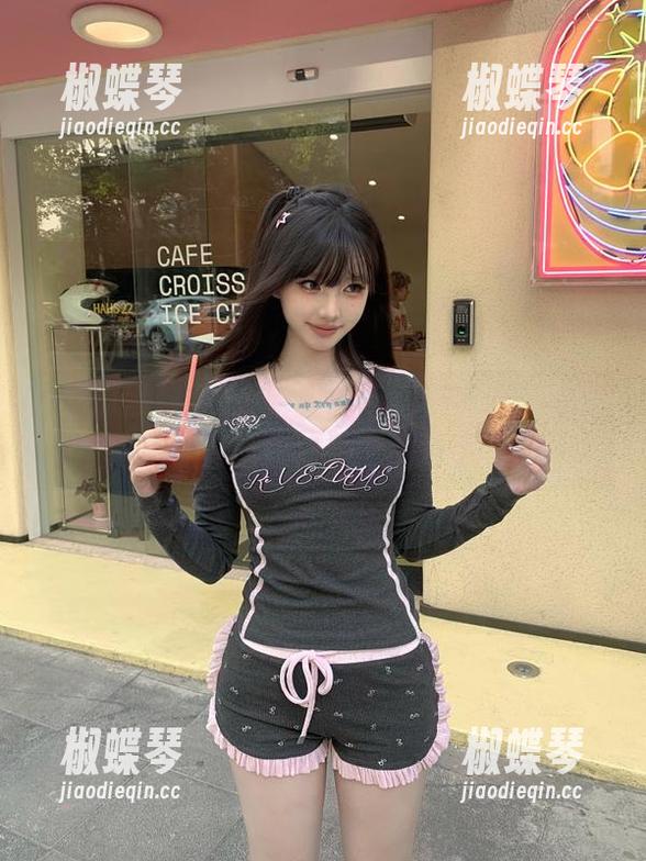 为啥我的下载慢？吃瓜黑料网资源真的是抢手中的抢手啊！
