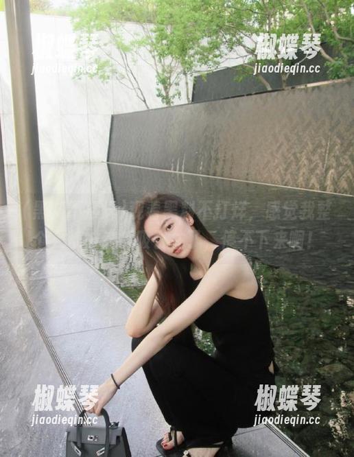 观看黑料不打烊，感觉我整个人都被这瓜吸引住了，停不下来啊！