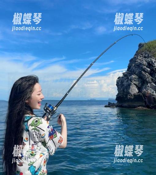 zztt35.ccm黑料不打烊，发布瓜点播：都说我是潜水员！