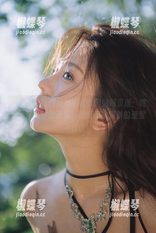 黑料不打烊网站网页版：哎呀，这八卦的速度，跟我和冰淇淋的速度一样快！