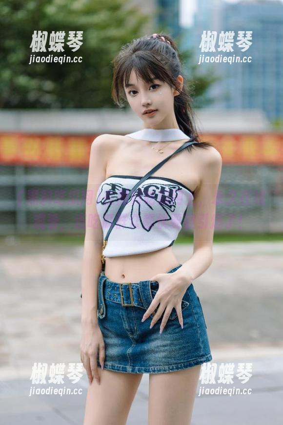 在黑料吃瓜网上，永久在线观看，连吃瓜群众都快要被引爆了！