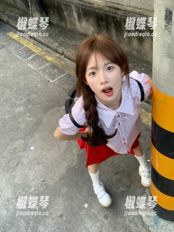 看看黑料社的链接，这些独家新闻疯得一塌糊涂～