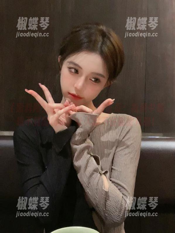 黑料网今日黑料首页：视频中意想不到的配乐，让人忍不住重播几遍！